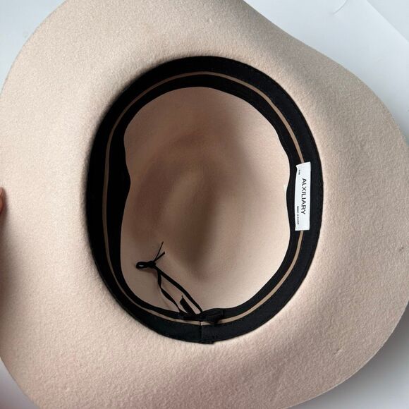 Aritzia Auxiliary Tan 100% Wool Fedora Hat Size S/M Adjustable Fall Style main image 6